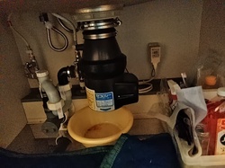 ディスポーザーの取替えで訪問【ドリームタワーキュアレジデンス】