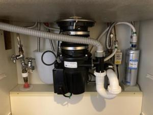 プラウドシティ東林間にてディスポーザーが故障したので交換