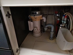 【ザ・ウィンベル本蓮沼】ディスポーザーの故障対応作業