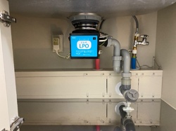 交換後:フロム工業 YS-7000L