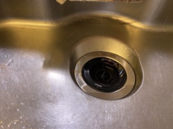 交換後：フロム工業 YS-7000L
