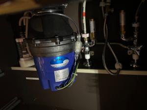 交換後：フロム工業 YS-8100