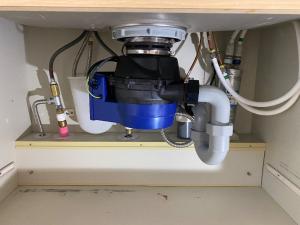 交換後：フロム工業 YS-7000L