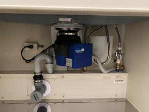 交換後：フロム工業 YS-7000L