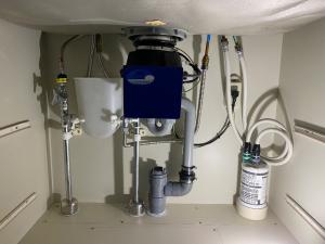 交換後：フロム工業 YS-7000L