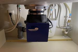 交換後：フロム工業 YS-7000L