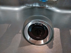 交換後：フロム工業 YS-8100