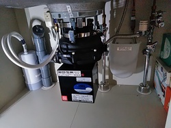 交換後：安永 YD200BWP