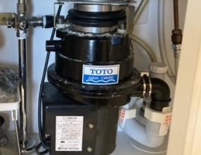 交換前：TOTO NJE502