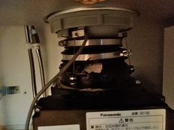 交換前：パナソニック製