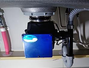 交換後:フロム工業 YS-7000L